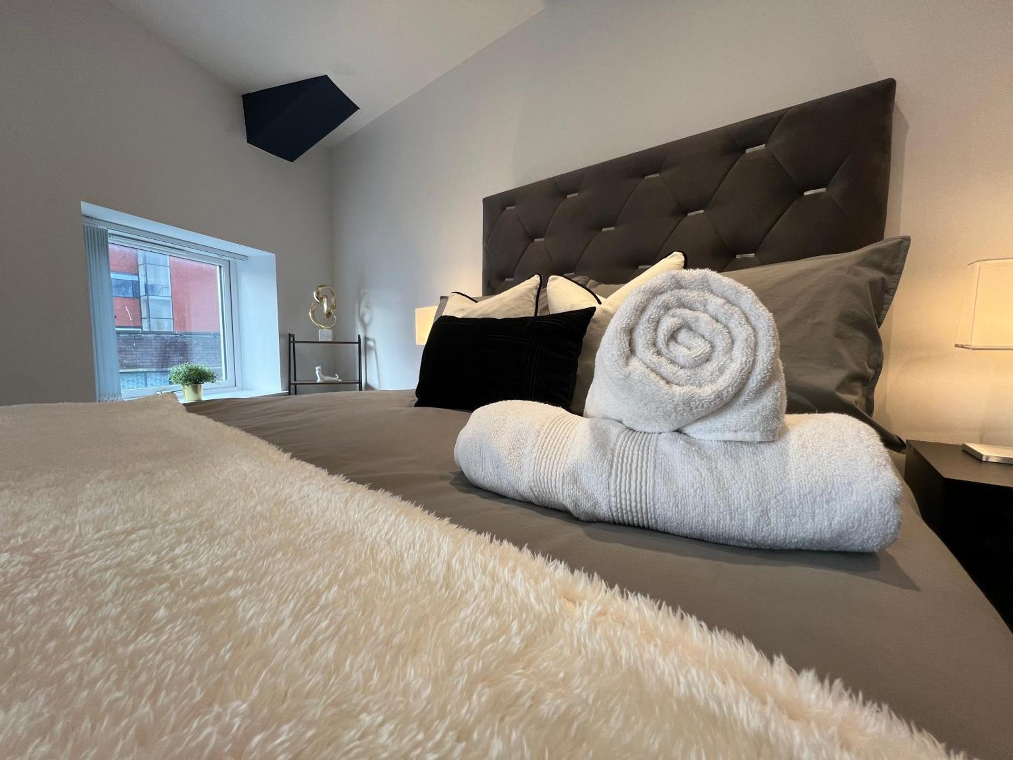 The Seven Suites Liverpool Exterior photo